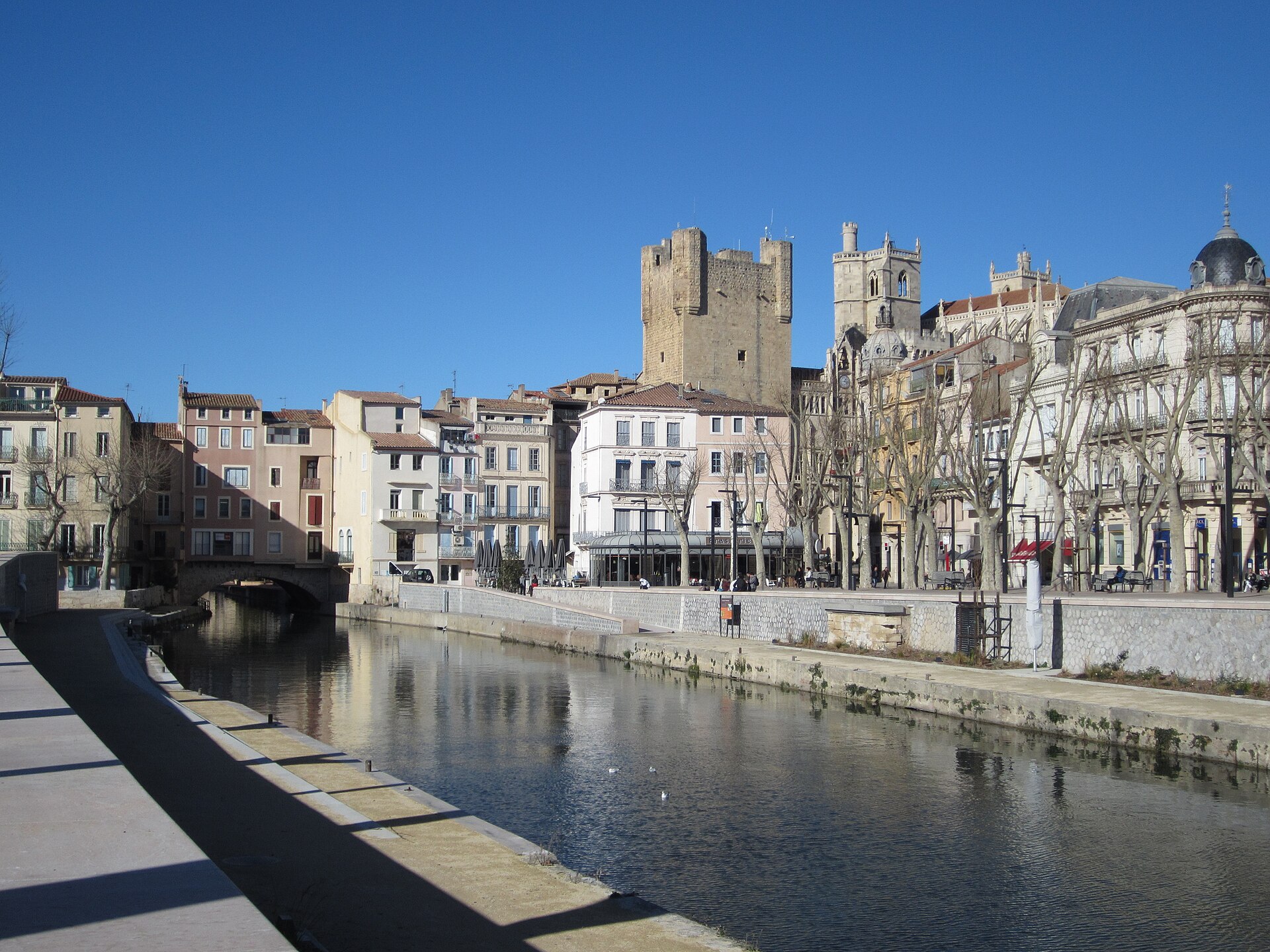Narbonne France canal cathedral
