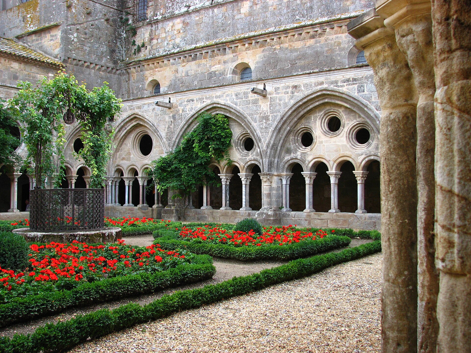 Fontfroide abbey cloister France