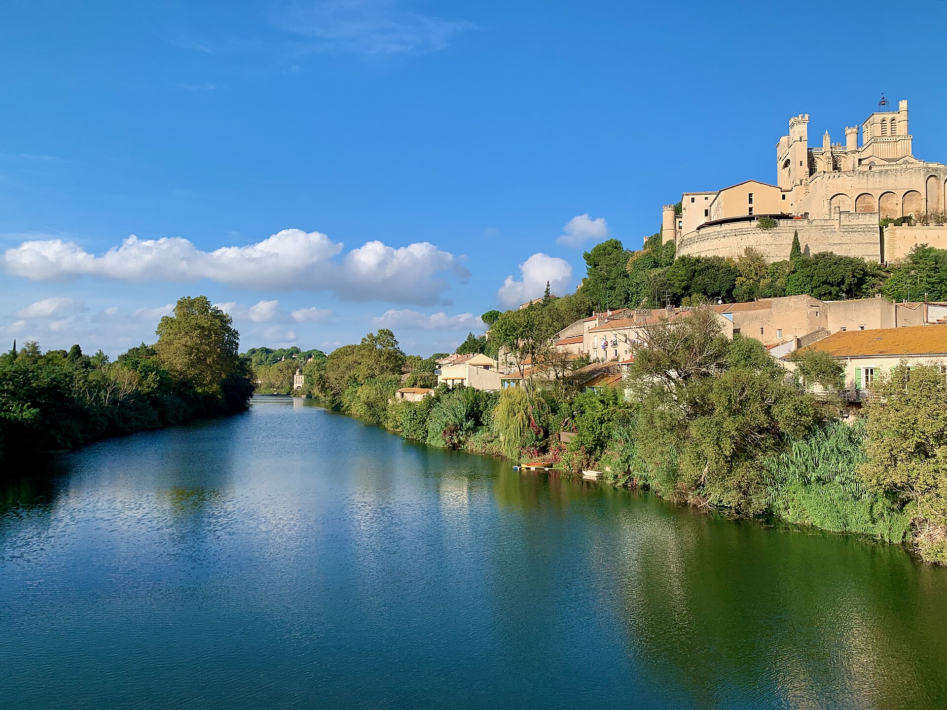 Beziers France cathedral river