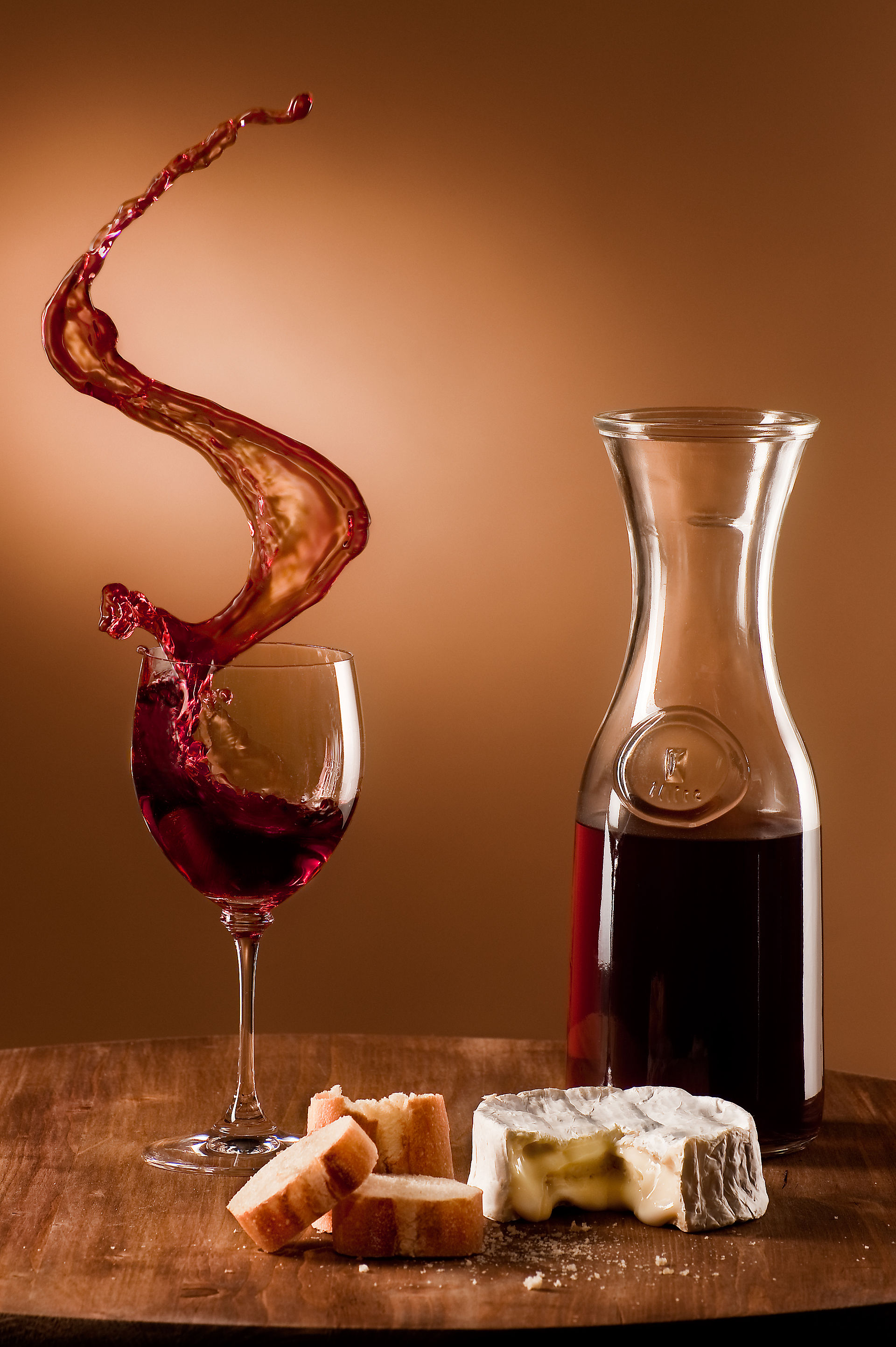 French cheese board wine